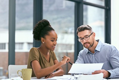Travel Manager Uses Business Travel Trend Data