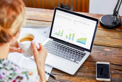 Business Travel Savings With Dynamic Hotel Rate Cap