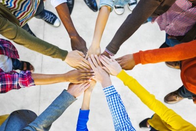 All-hands-in-%E2%80%93-true-corporate-travel-partners.jpg