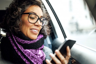 Business-traveler-amending-trip-on-the-app.jpg