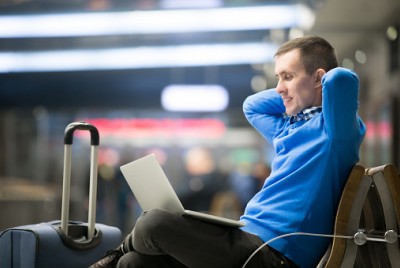 business-traveller-waiting-airport.jpg