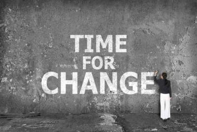 Navigating-change-management.jpg